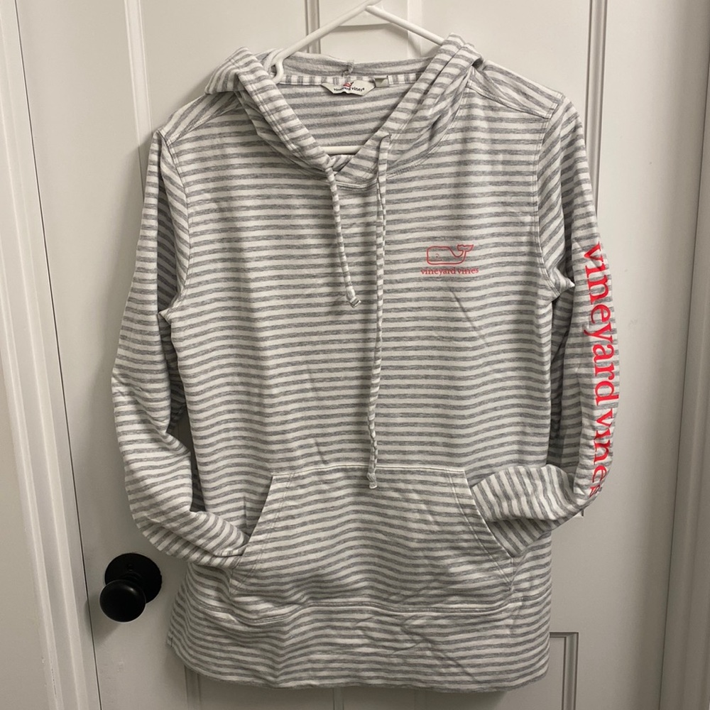 Vineyard Vines hoodie